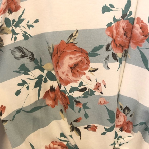 7th Ray Floral Twist knot striped tank top A-2 - Picture 5 of 5